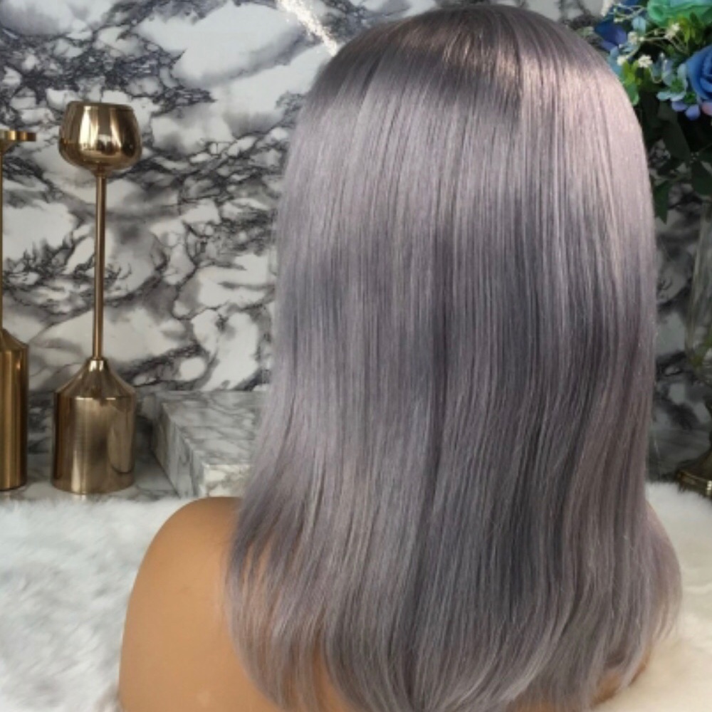 Grey 100% Human Hair Short Bob Lace Wig. - Picture 2 of 4